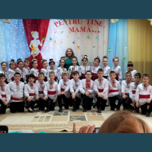 „PENTRU TINE, MAMĂ…”